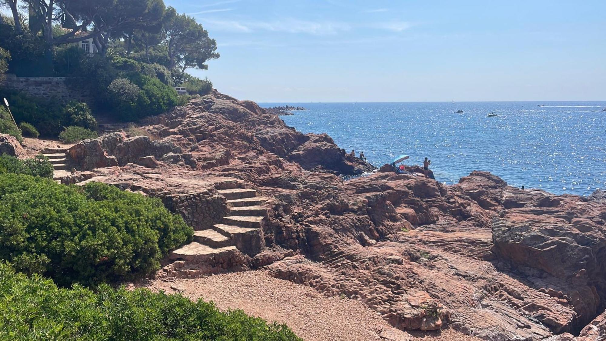 Yacht Studio Galarne Saint-Raphaël المظهر الخارجي الصورة